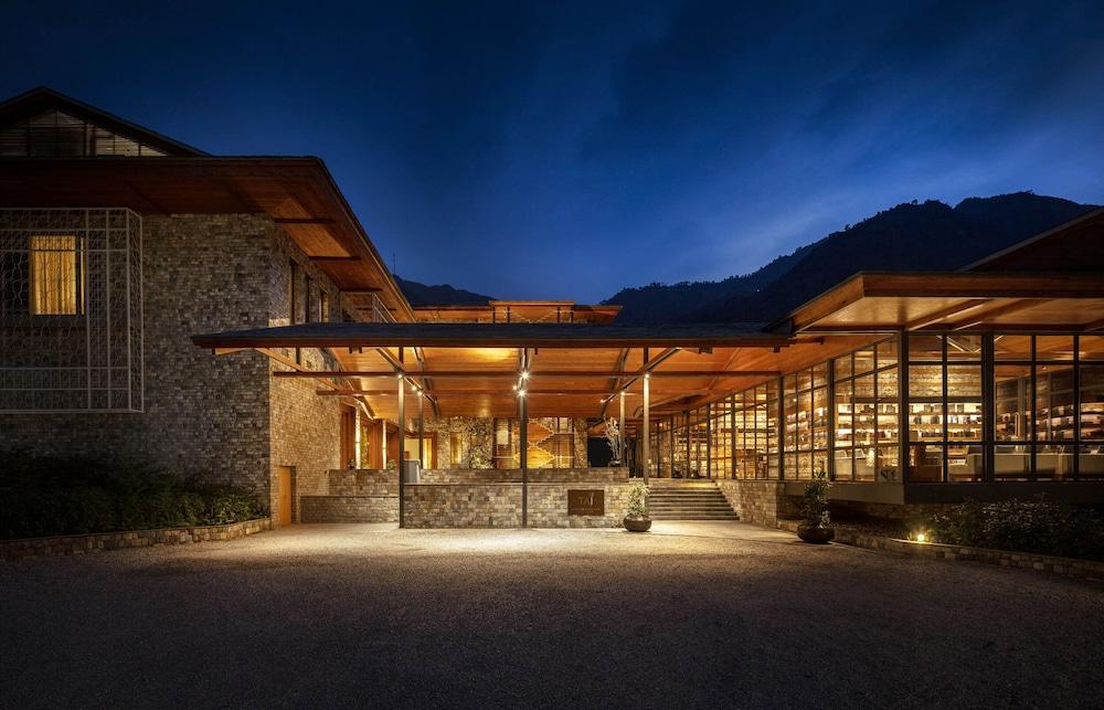 Taj Rishikesh Resort And Spa Dehradun Exterior photo